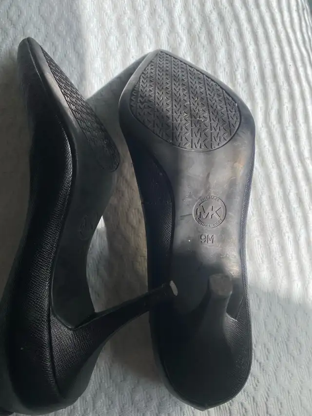 MK high heel shoes in Women's - Shoes in Lethbridge - Image 5