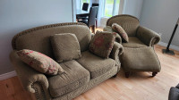 Causeuse et fauteuil avec pouf / Loveseat and armchair with otto