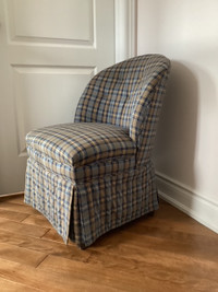 Accent chair