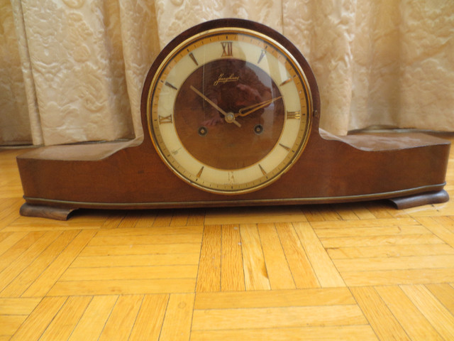Vintage Junghans Exacta Mantel Clock in Arts & Collectibles in Mississauga / Peel Region