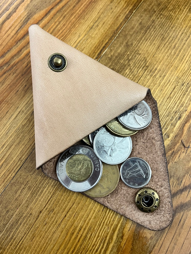 Laser engraved leather coin purse in Other in Winnipeg - Image 2