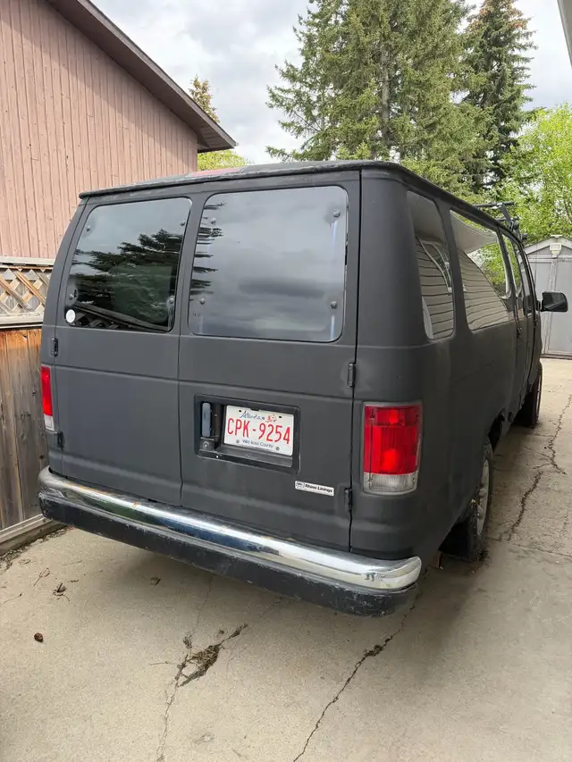 2002 Ford Econoline E350 Van 1 Ton542521815099648001