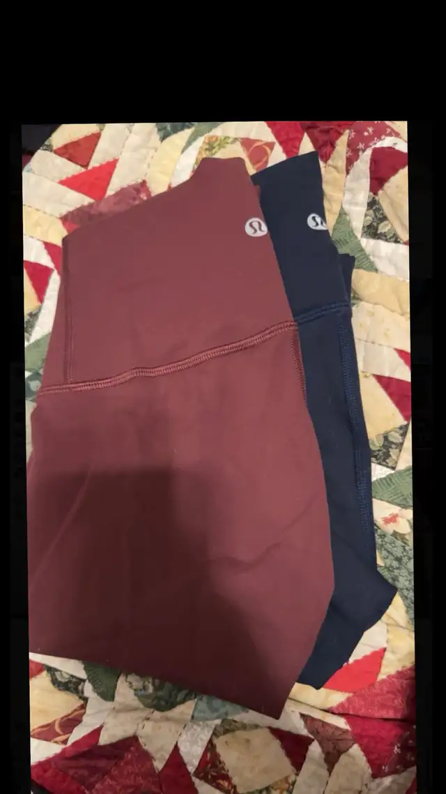 lululemon leggings in Women's - Bottoms in Kamloops - Image 2