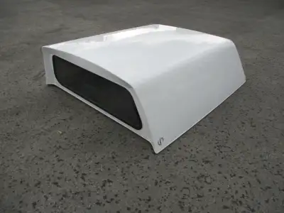 2016 Truck Cap, Dodge Ram, 6.4 ft. 2009 to 2018 Model Front Window only. Color Bright White, Excelle...