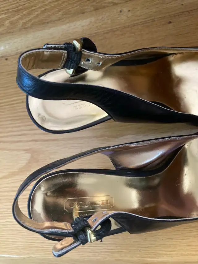Soulier Coach, 6,5US in Women's - Shoes in City of Montréal - Image 3