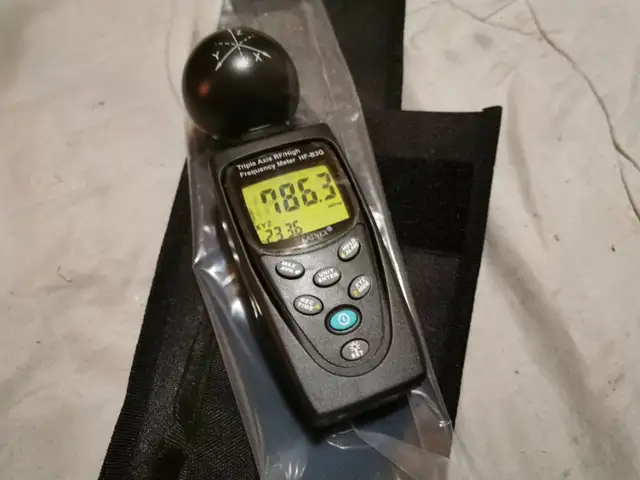 Meter Alatnex triple Axis RF high Frequency Meter472756916585113600