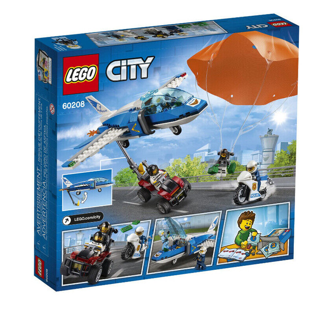 LEGO® City - La police du ciel et l’arrestation en parachute dans Jouets et jeux  à Longueuil/Rive Sud - Image 3