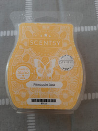 Scentsy pineapple rose  melting wax 
