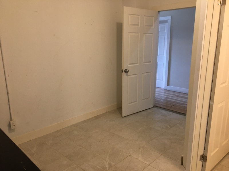 Clean Second Floor Office or Studio in Leaside Business Park