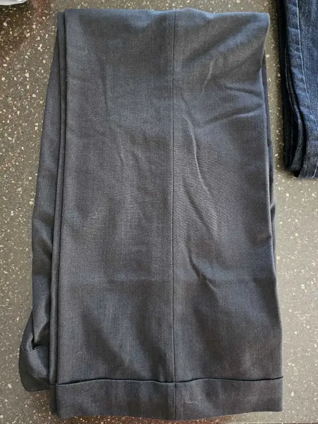 Women's Casual Bottoms (7 Items) in Women's - Bottoms in Oshawa / Durham Region - Image 3