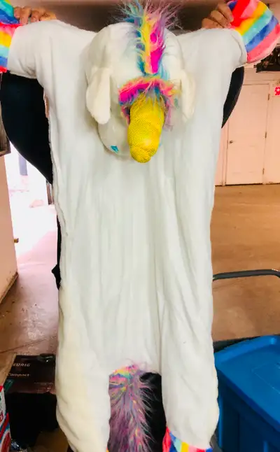 Unicorn Sleeping Bag for kids Rarely used, in excellent condition! Sac de couchage pour enfants Très...