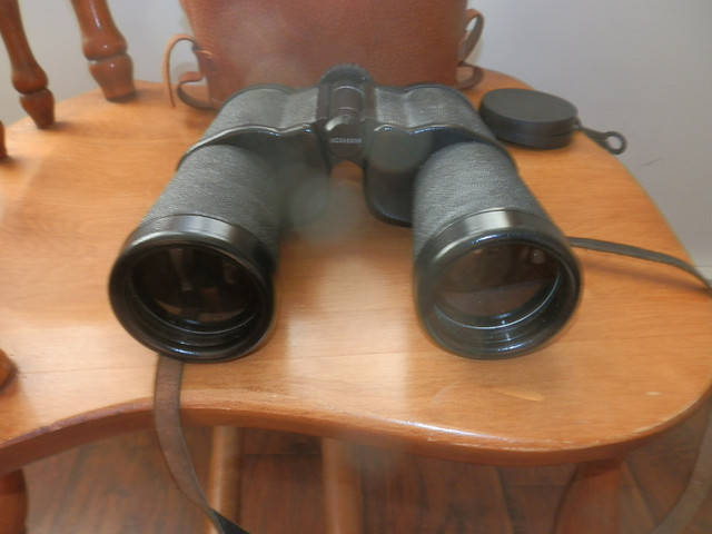 Vintage Binoculars BPC 10x50 TENTO w/Case made in USSR - Soviet in Other in City of Halifax - Image 3