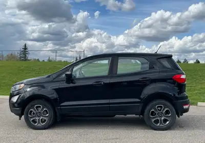 2018 Ford Ecosport S, low Kms. 2.0L 4x4 New all weather tires, new windshield, new front and back br...