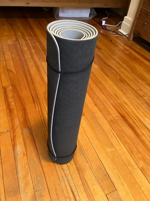 Nearly New Yoga Mat dans Autre  à Ville de Montréal