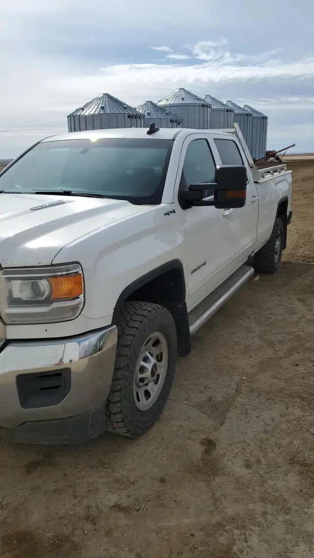 2016 GMC 3500