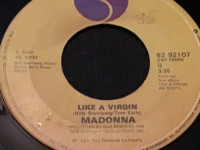 45 RPM / 45 tours Madonna “Like a virgin”(c)1984 Sire records