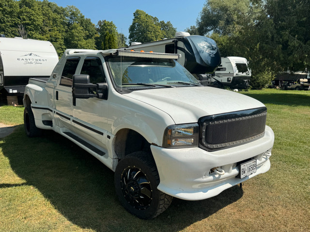 2004 FORD F-350 SUPERDUTY DUALLY 4X4  in Cars & Trucks in Hamilton - Image 3