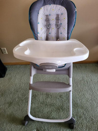 INGENUITY TRIO - 3 in 1 HIGH CHAIR