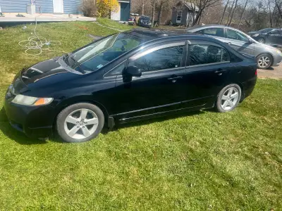 Reliable car that Runs and drives great No AC, needs a new compressor Fresh oil change Comes with 4...