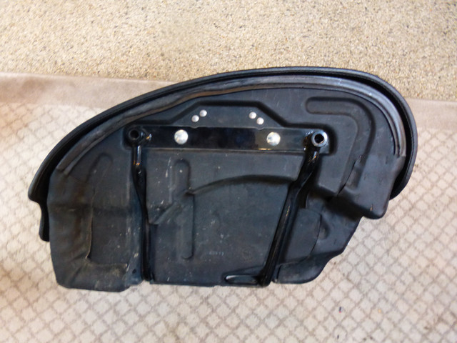 Harley Davidson Saddlebags in Motorcycle Parts & Accessories in Vernon - Image 2