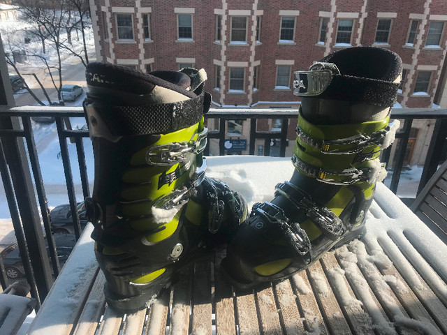 Scarpa Typhoon hybrid touring/alpine boots, mondopoint 29 dans Ski  à Ville de Montréal
