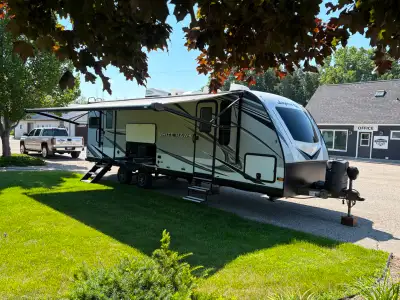 Excellent condition, only used once since bought last year. Everything works perfect. All accessorie...
