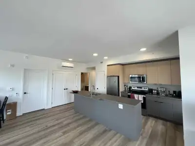 Grand 4½ moderne à Sainte-Foy – **2 mois payés et tout inclus**