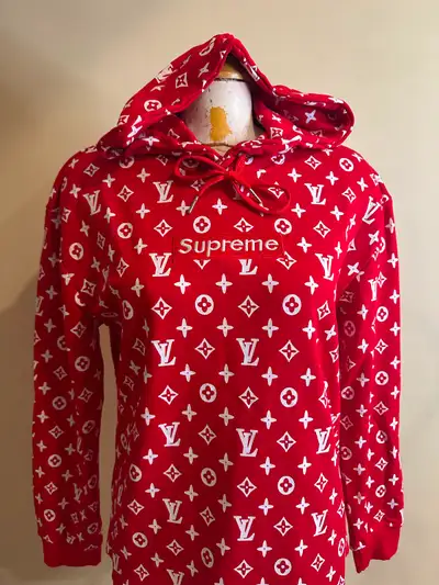 Mens Louis Vuitton x Supreme Box Logo Hoodie BRAND NEW, View more