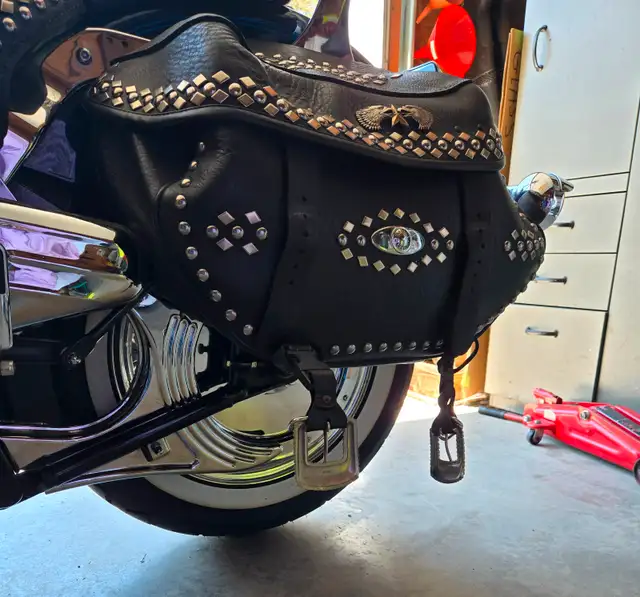 Harley Davidson Heritage Softail in Touring in City of Halifax - Image 8