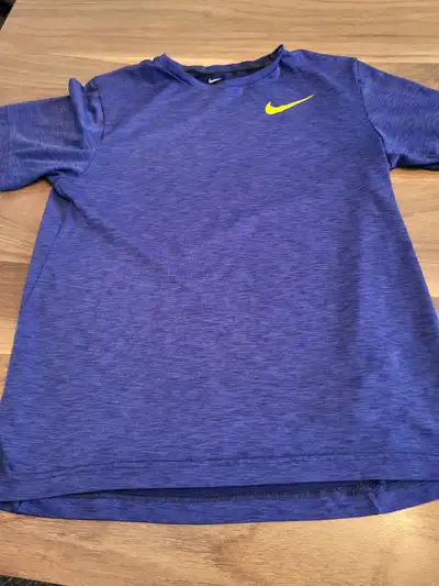 Boys brand name clothing size 14/16, View more