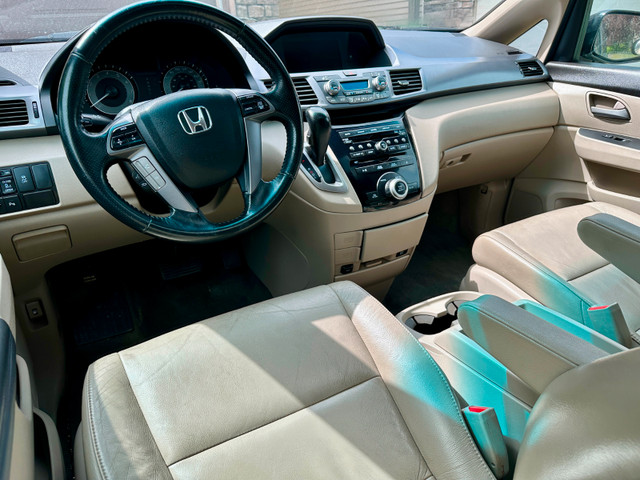 2012 Honda Odyssey EXL-RES in Cars & Trucks in Calgary - Image 3