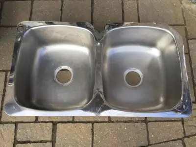STAINLESS STEEL UNDER MOUNTED DOUBLE SINK SIZE 33 3/8 x 18 7/8 I, View more