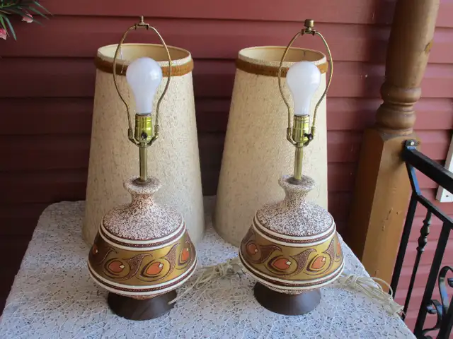 Mid Century Modern Table Lamps in Chalkware with Original Shades in Indoor Lighting & Fans in New Glasgow - Image 3