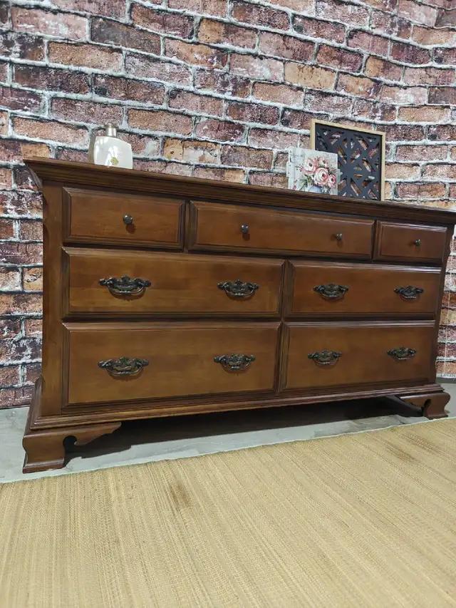 DELICRAFT High Quality Solid wood Dresser Sideboard.Can Deliver in Dressers & Wardrobes in Cambridge - Image 9