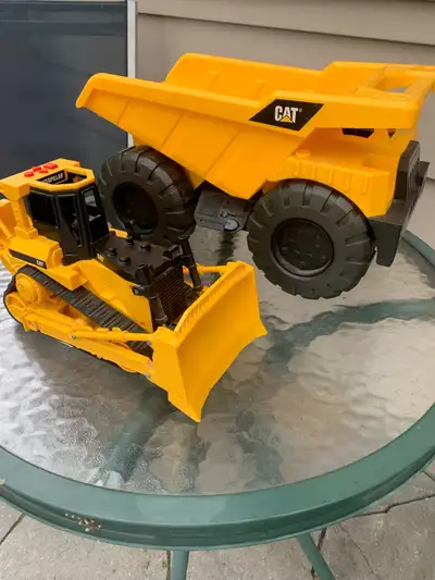 Camion + Buldozer articulé Caterpillar plastique rigide (enfa, View more