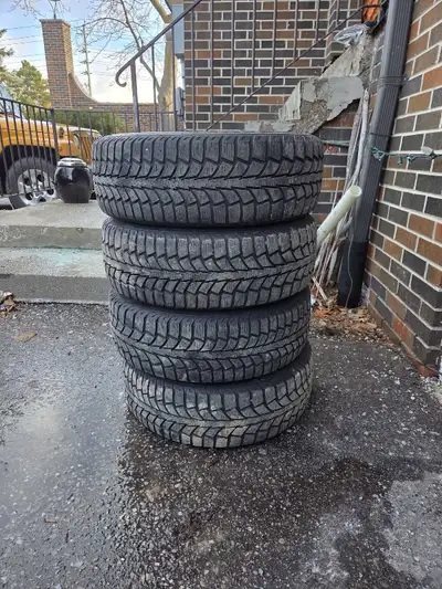 I am selling a set of Uniroyal Tiger Paw winter tires mounted on steel rims, size 195/65R15 91S. The...