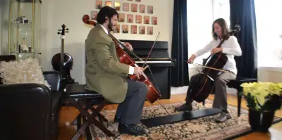 Apprendre le violoncelle n'aura jamais été aussi plaisant ! Conctactez moi au 514-885-5138 Ou rviolo...