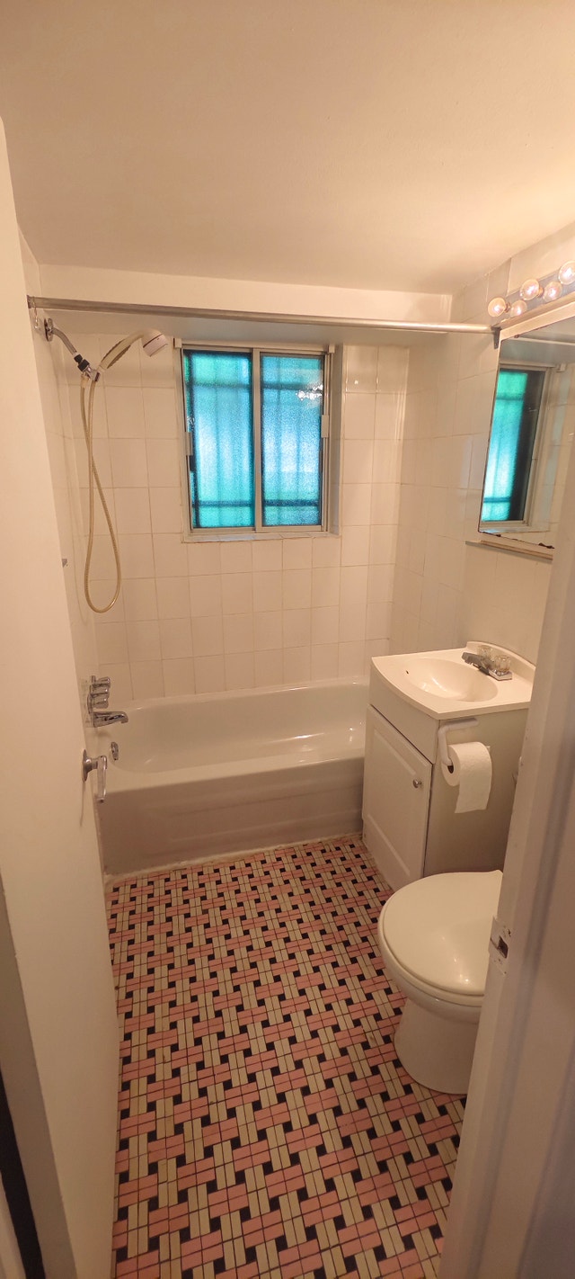 4-1/2 Villeray with appliances — photo 3