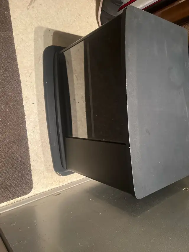 stereo stand  in Other in Winnipeg - Image 3