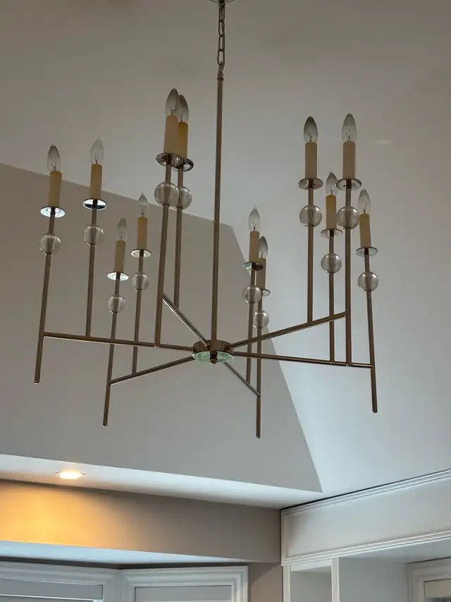 Chandelier  in Indoor Lighting & Fans in City of Montréal - Image 3