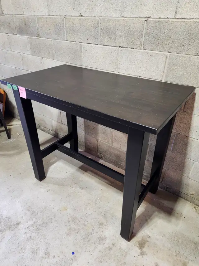 DINING TABLE...KITCHEN TABLE in Dining Tables & Sets in City of Toronto - Image 3