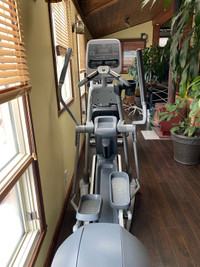 3 cardio machine in very good condition 