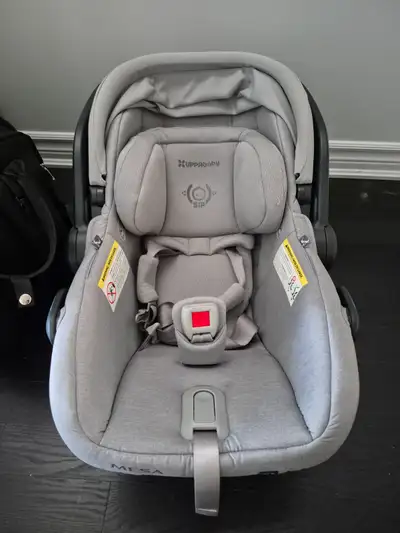 Uppababy car seat + base, View more