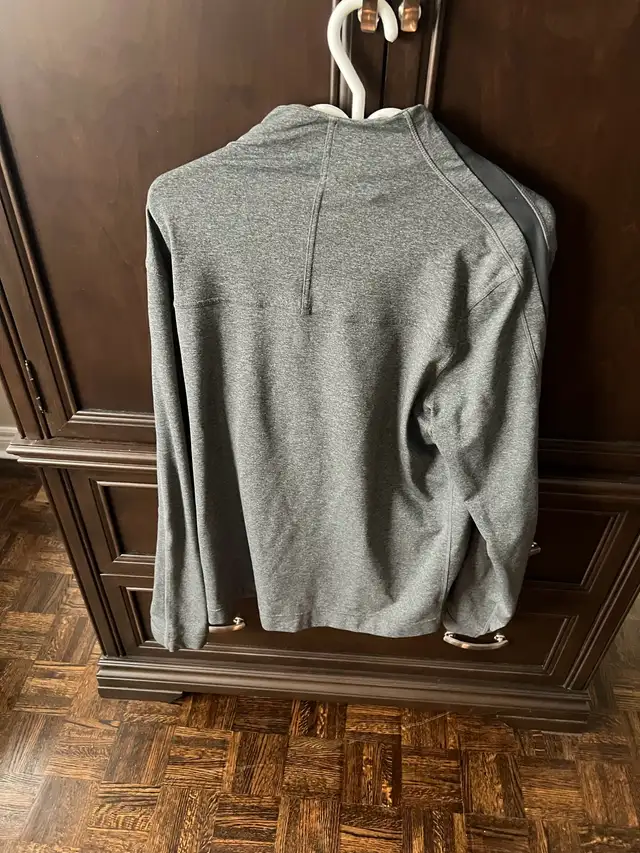 Mens Lululemos Zip Up Jackets in Men's in Mississauga / Peel Region - Image 3
