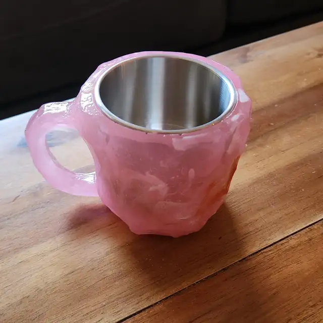 Pink RESIN cup/mug with metal liner in Arts & Collectibles in Fredericton - Image 2