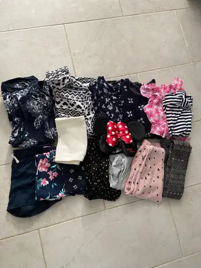 girls clothes (5-7age), View more