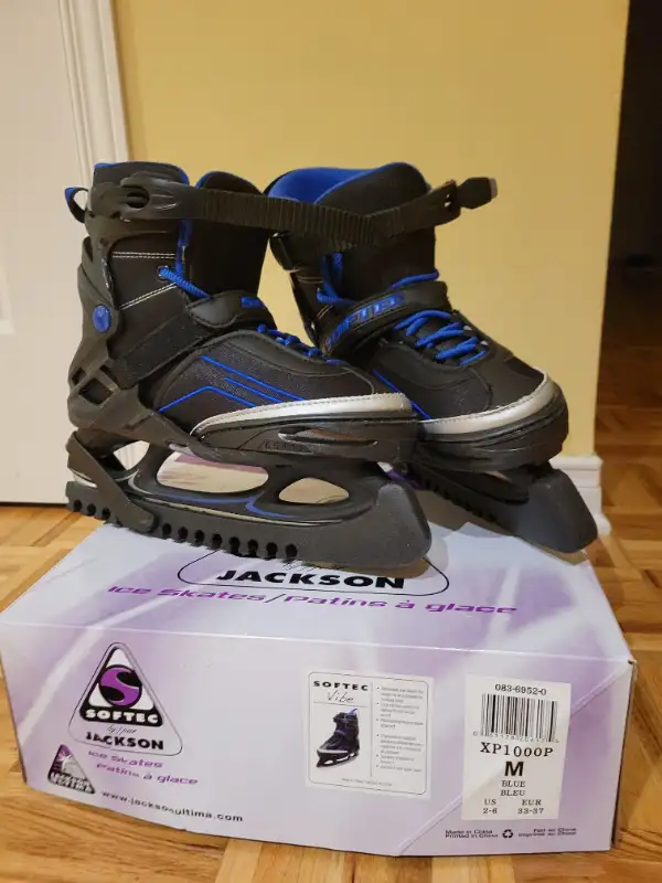Softec Adjustable Kids Ice Skates/Patins ajustable in Skates & Blades in City of Montréal - Image 3