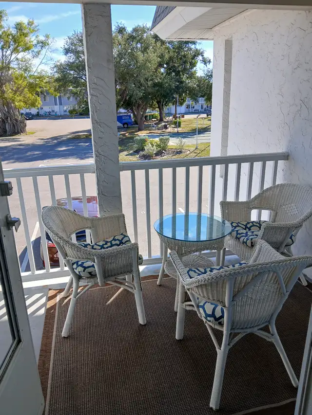 2 BEDROOM CONDO FOR RENT IN PORT CHARLOTTE FLORIDA in Florida in Canada - Image 8