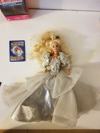 1992 Holiday Barbie doll