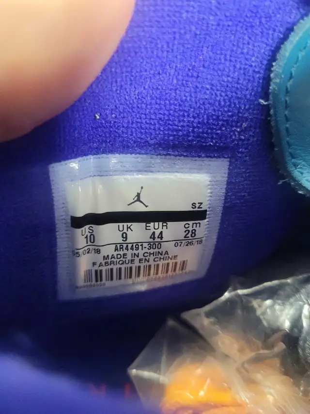 ORIGINAL AIR JORDAN  RETRO NRG WORN 2X in Men's Shoes in Kitchener / Waterloo - Image 5